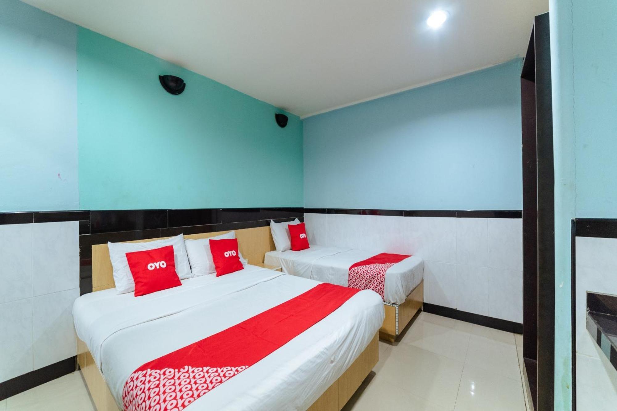 Oyo 90208 Milion Inn Miri Bagian luar foto