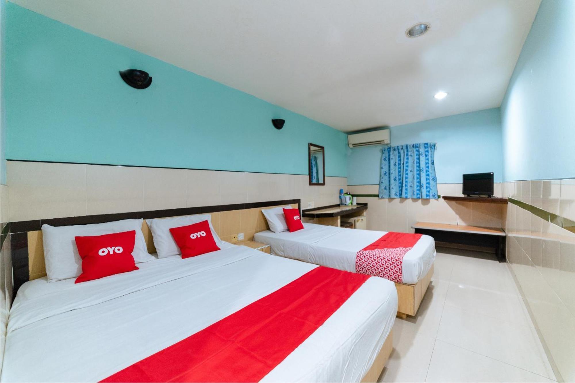 Oyo 90208 Milion Inn Miri Bagian luar foto