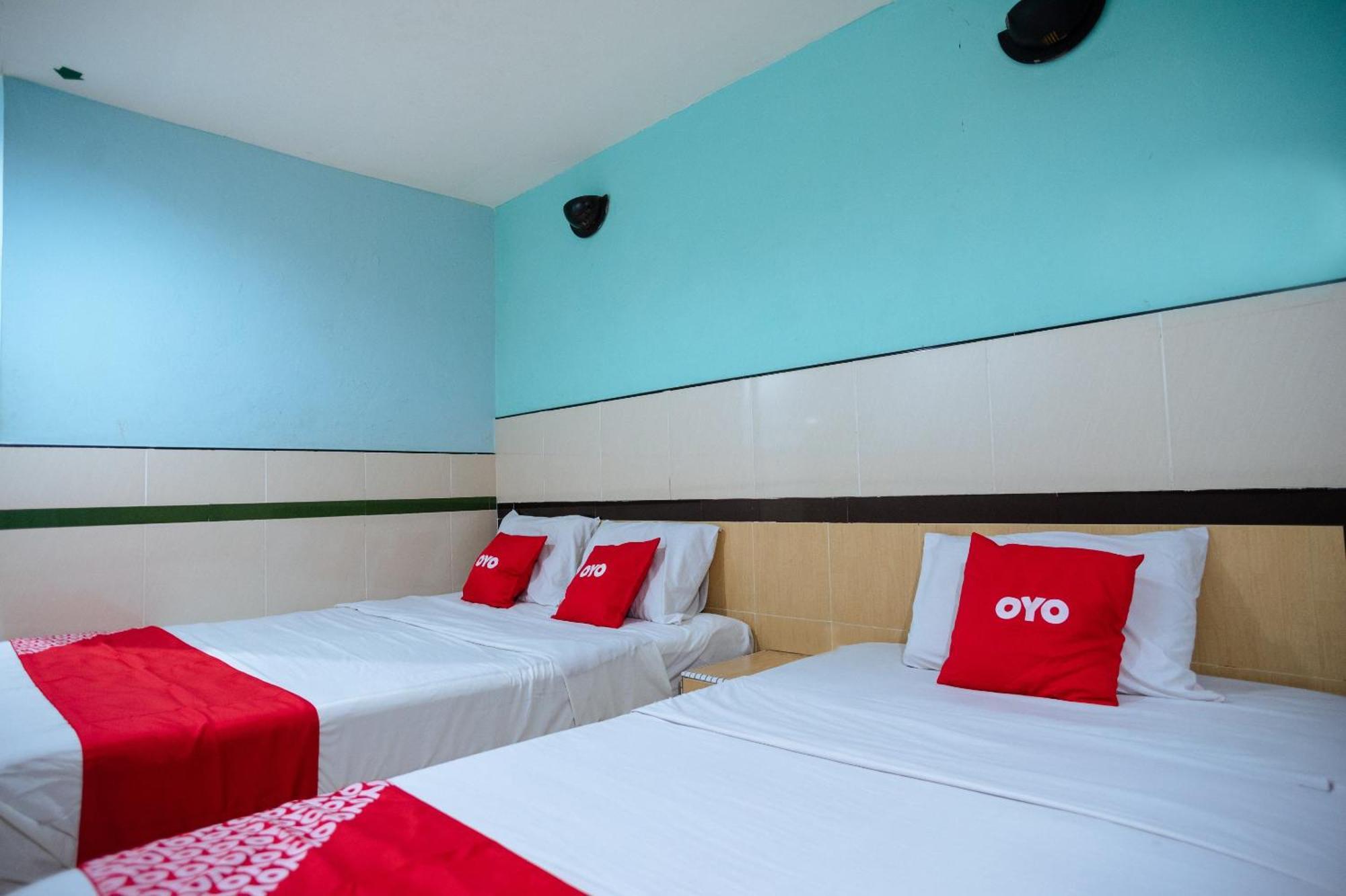 Oyo 90208 Milion Inn Miri Bagian luar foto