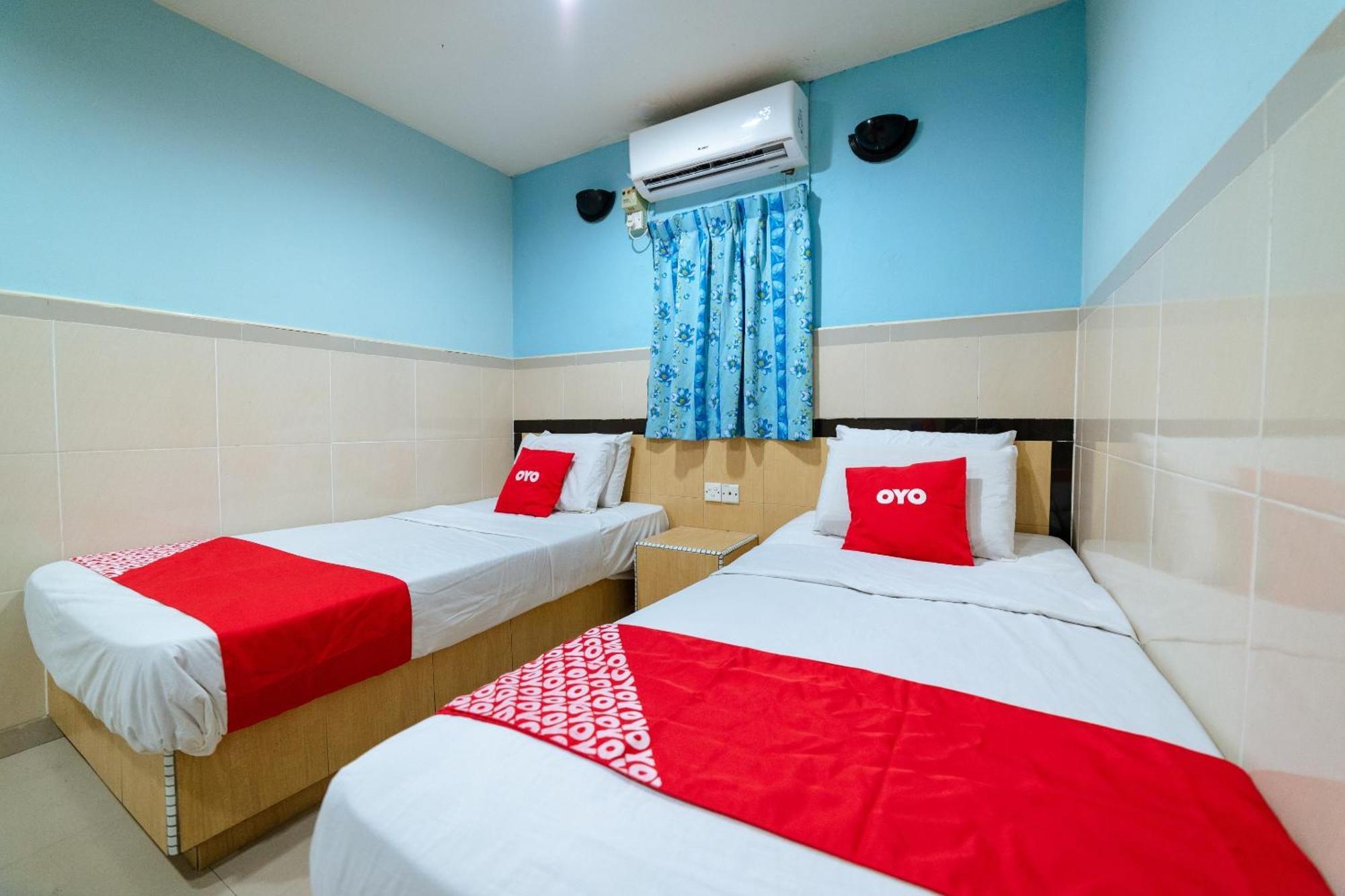Oyo 90208 Milion Inn Miri Bagian luar foto